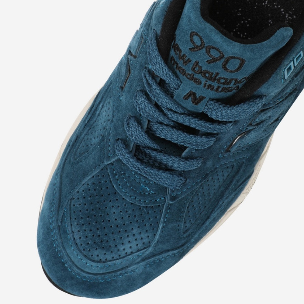 NWT New Balance Retro Suede M990CR2 - Picture 3 of 8